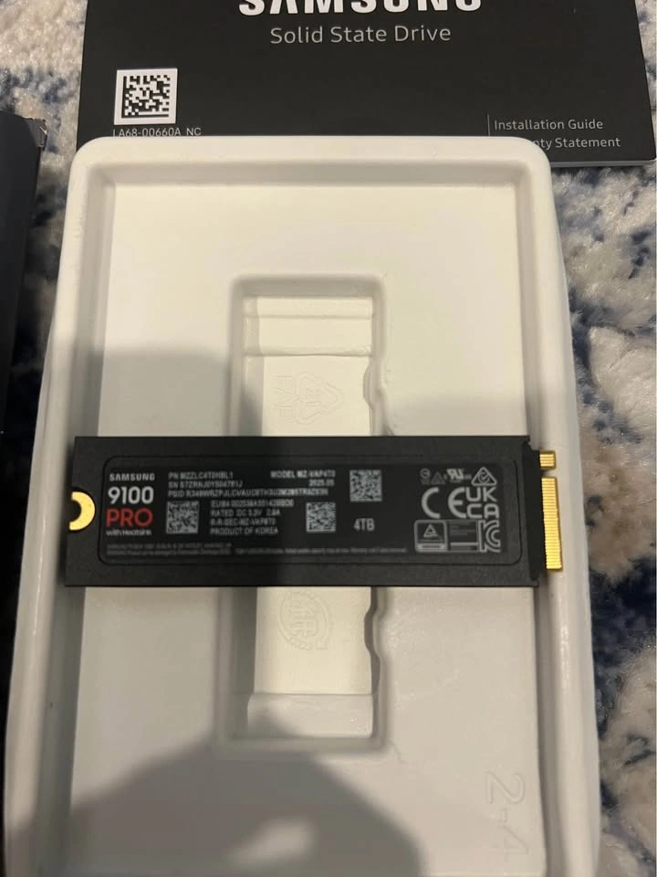 Samsung 4TB 990 PRO PCIe 4.0 M.2 Internal SSD with Heatsink - photo 4