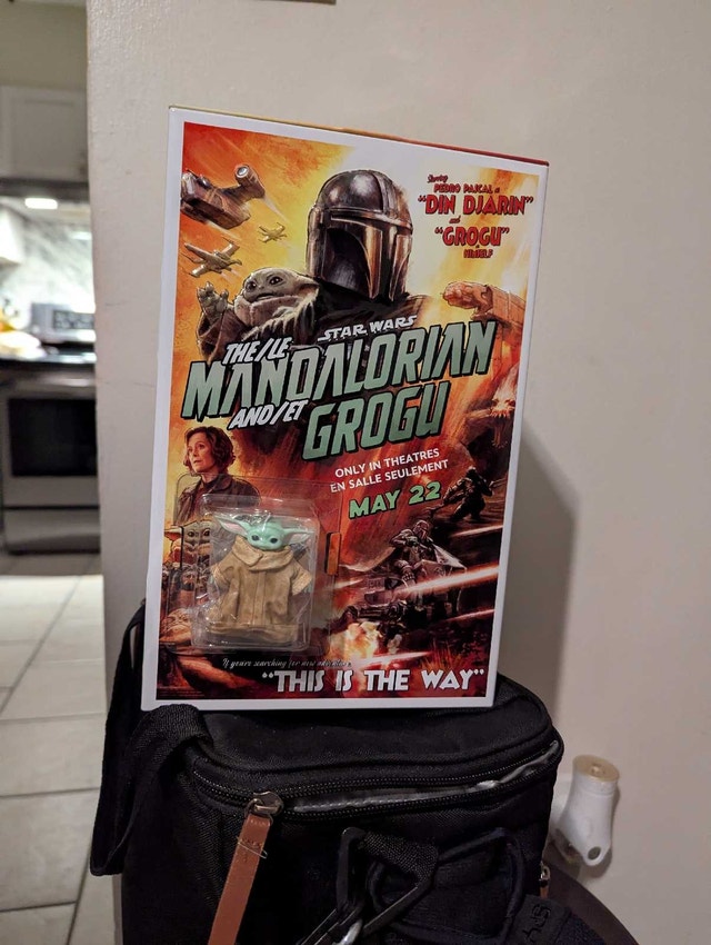 Star Wars The Mandalorian and Grogu Tin case & keychain