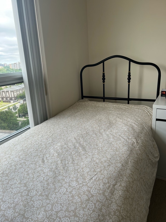 Twin bed frame