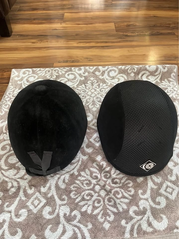 Charles Owen Ayr8 and LAS Equestrian Helmets Cash & Pickup Only - photo 3