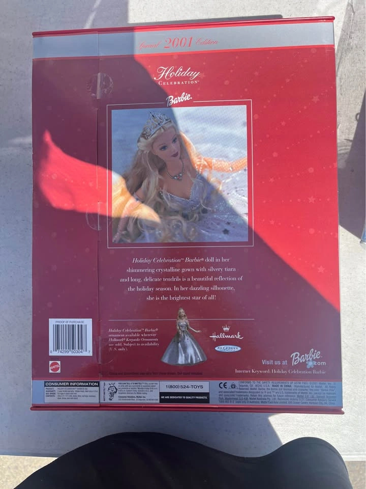 Barbie Holiday Celebration Special 2001 Edition Doll - photo 2