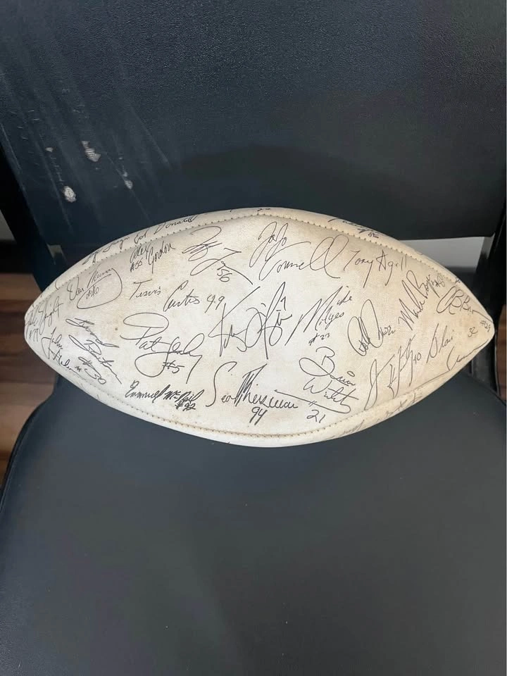 Vintage Autographed New York Jets Football (Early 90s) - photo 5