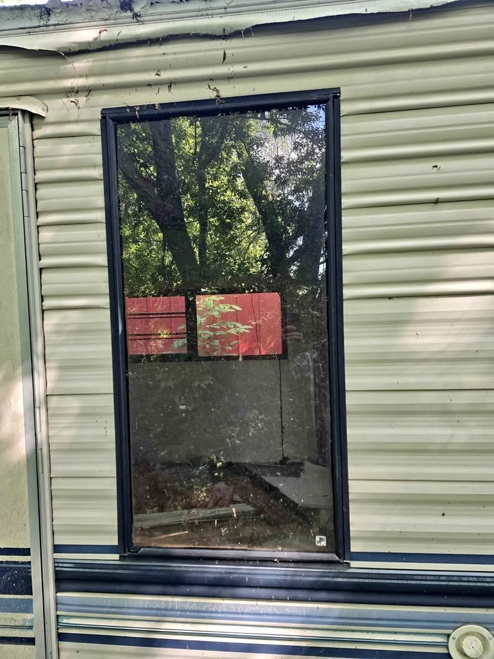 Rv Windows