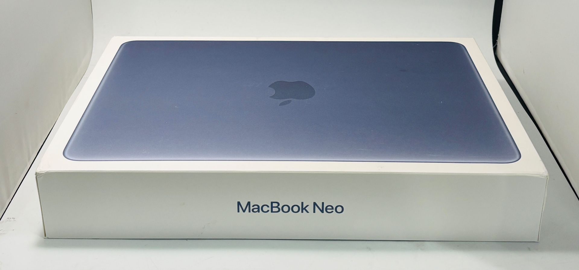 Apple MACBOOK NEO 8GB 512GB ~TouchID ~NEW SEALED