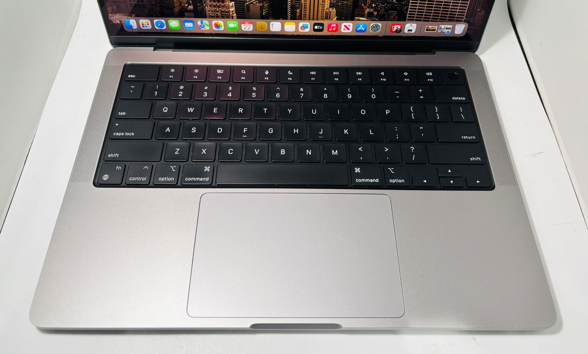Apple MacBook Pro 14” 2021 M1 PRO 32GB RAM 512GB - photo 4