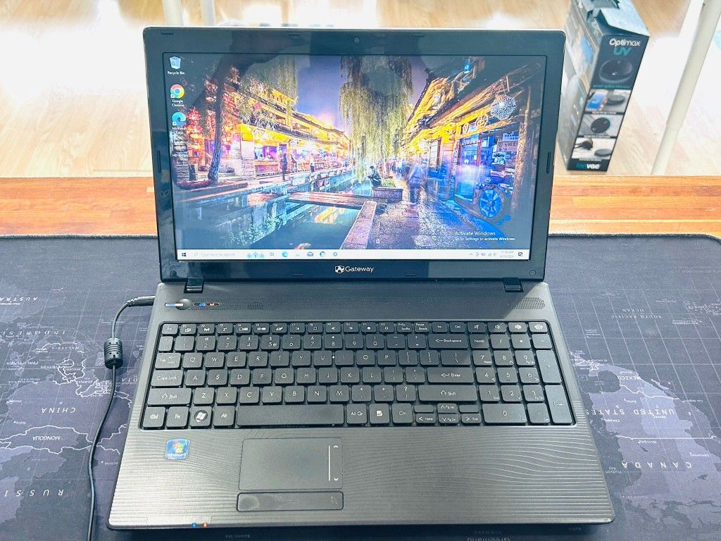 Gateway 15” AMD E-350 4GB 500GB Windows 10 laptop