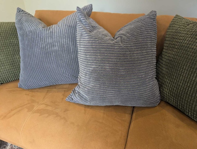 Decorative Throw Pillows (Large) - photo 2