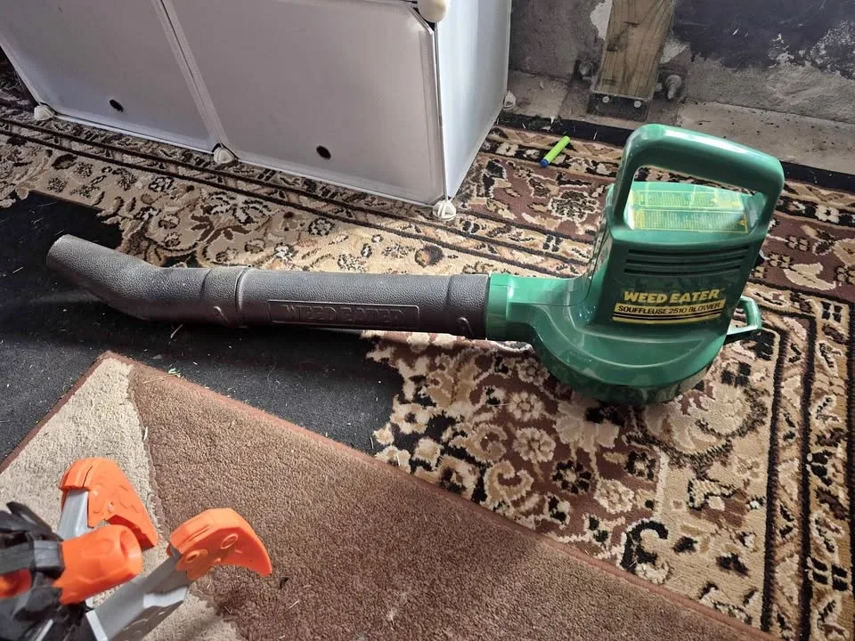 Weed Eater 2510 Blower