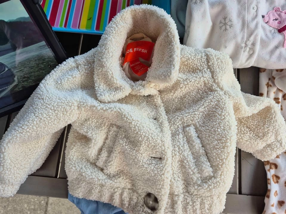 Disney Baby Marie Snowsuit and Joe Fresh Sherpa Jacket - photo 4