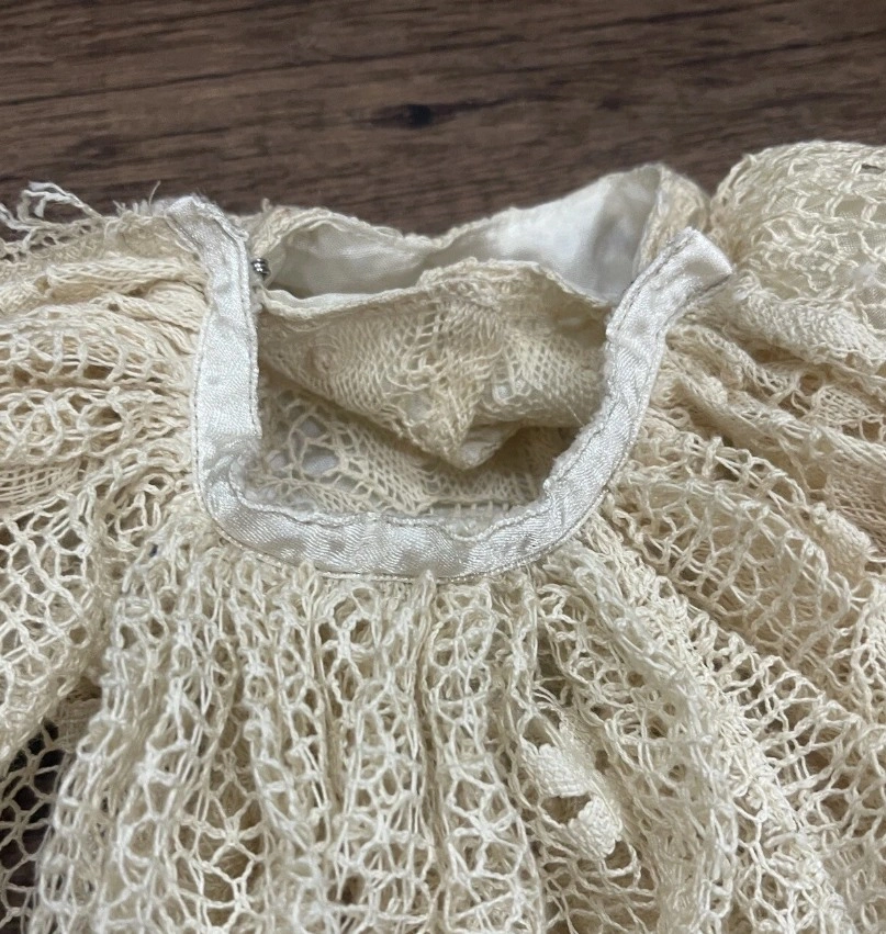 HANDMADE Royal Victorian doll dress, flowy cape with lace dress - photo 3