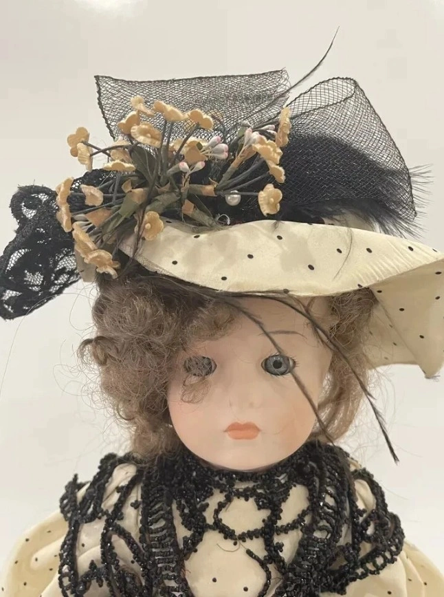 Louis Nicole Vintage 18” Handmade Bisque Doll with Accessories - photo 4