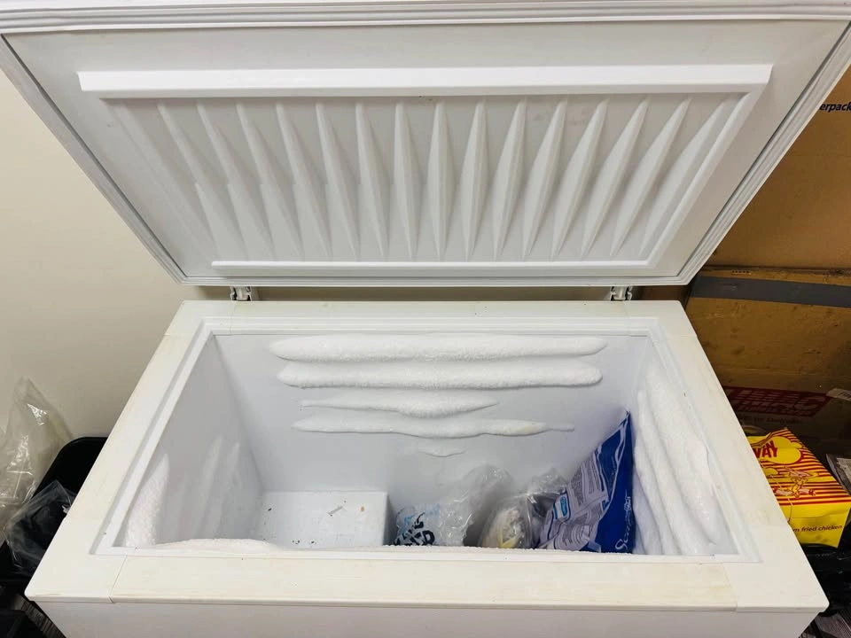 Zerofreeze chest freezer 7cu.ft - photo 3
