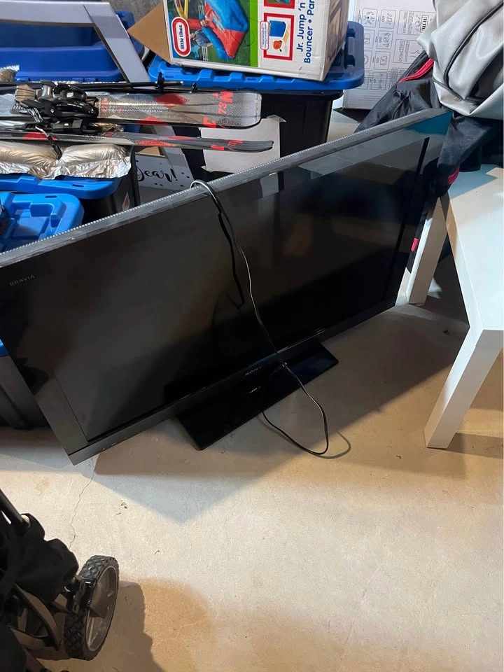Sony Bravia TV - photo 4