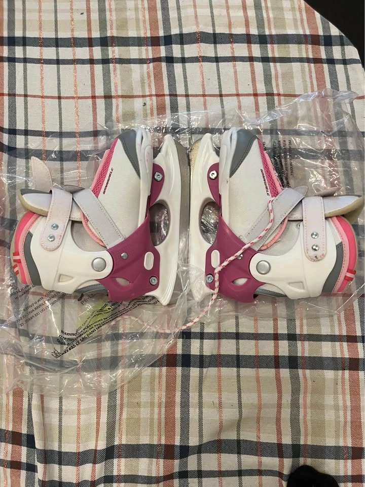 Winnwell Girls' Ice Skates - photo 2
