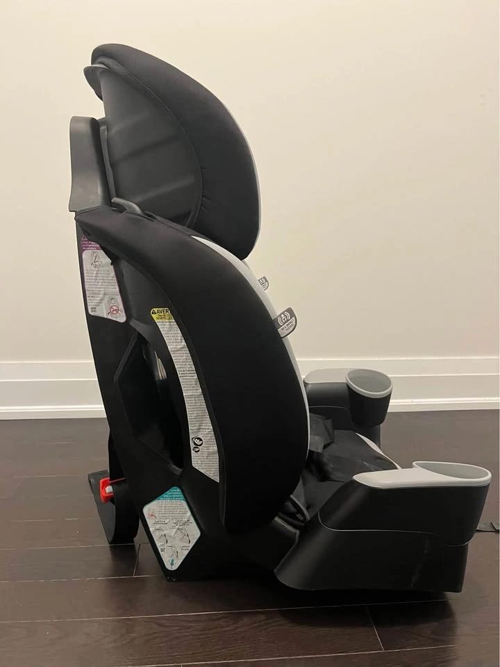 Evenflo Car Seat - photo 2