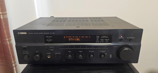 Yamaha Natural Sound Stereo Receiver (RX-497) – 75W/Ch w/ Phono
