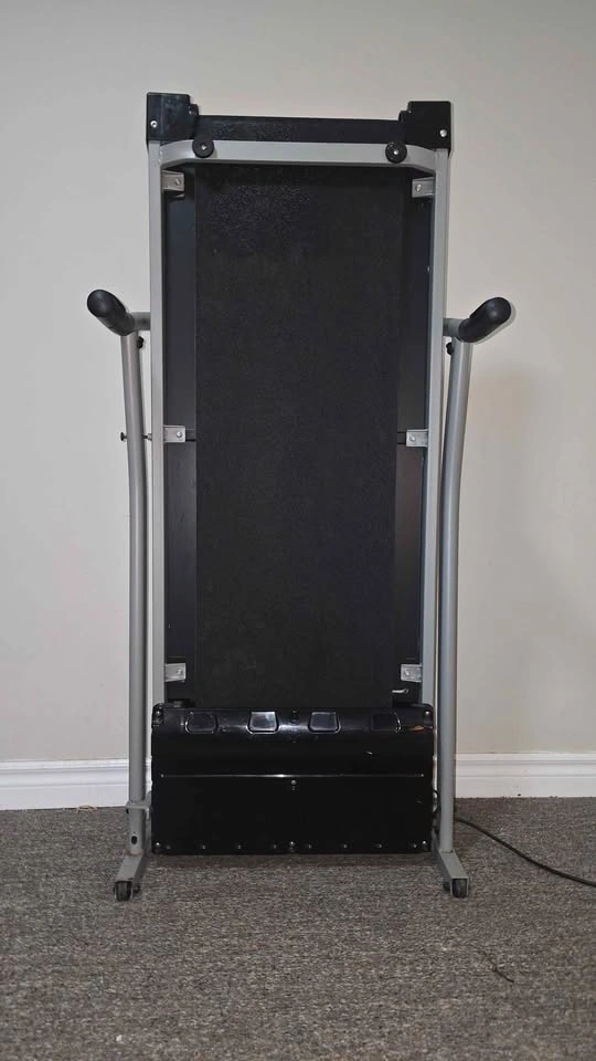 Treadmill - photo 2