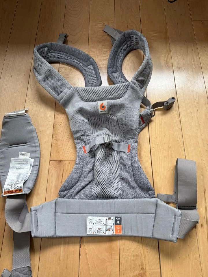 Ergobaby Aerloom Baby Carrier: Light Grey/Grey/Orange - photo 2