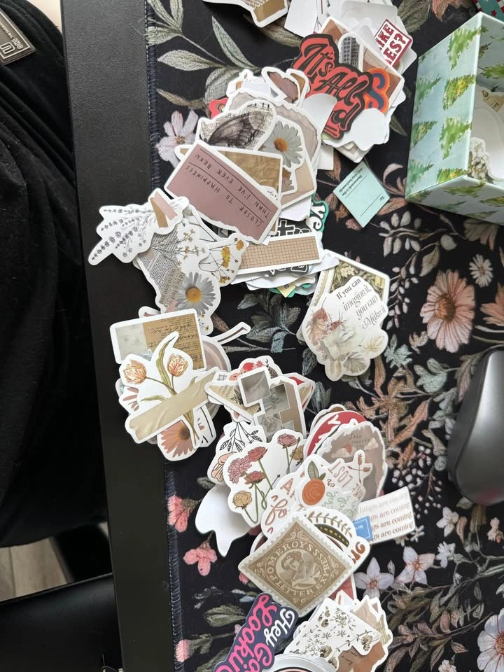 Stickers - photo 3