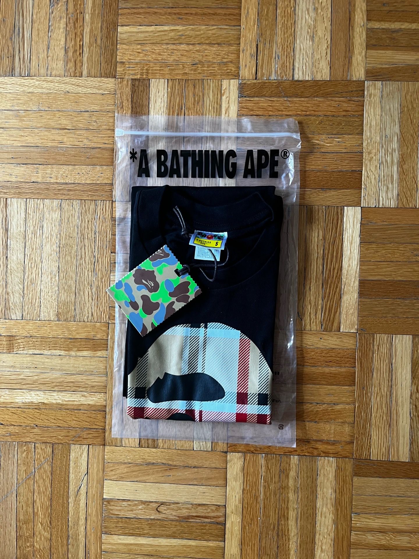 BAPE X BURBERRY SHIRT SIZE:SMALL - photo 3