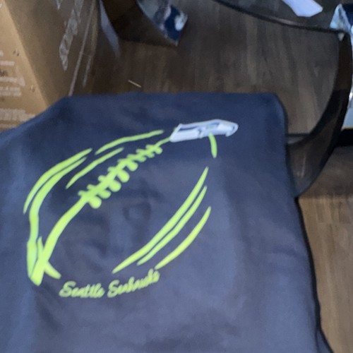 G-III 4Her Seattle Seahawks Women's Pullover Sweatshirt M - photo 5