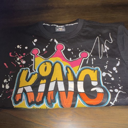 Switch S Black “KING” Crown Splatter Graphic T-Shirt - photo 5