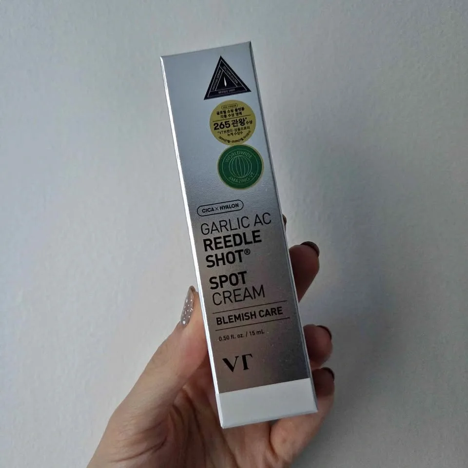 VT CICA x HYALON Garlic AC Reedle Shot Spot Cream