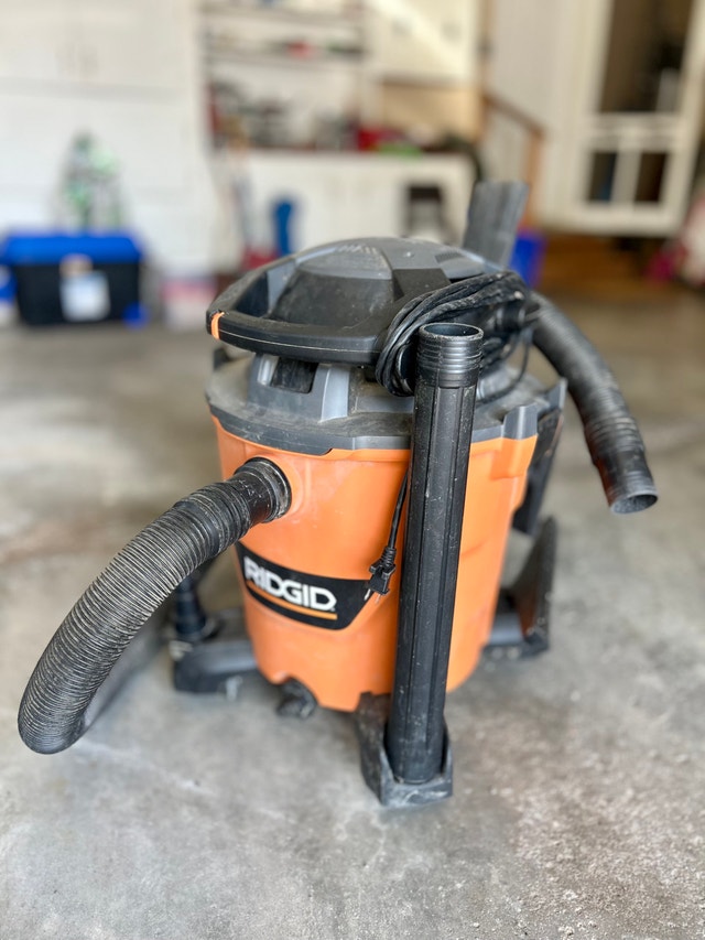 Ridgid HD16100 Wet/Dry Shop Vacuum