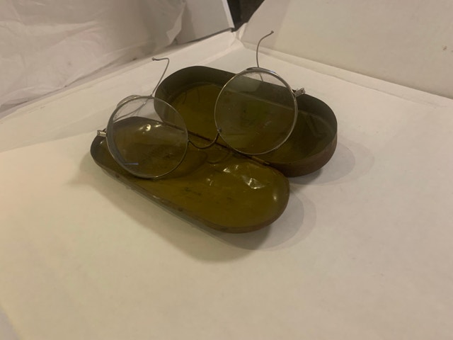 Vintage Metal Safety Goggles in Tin Case - photo 4
