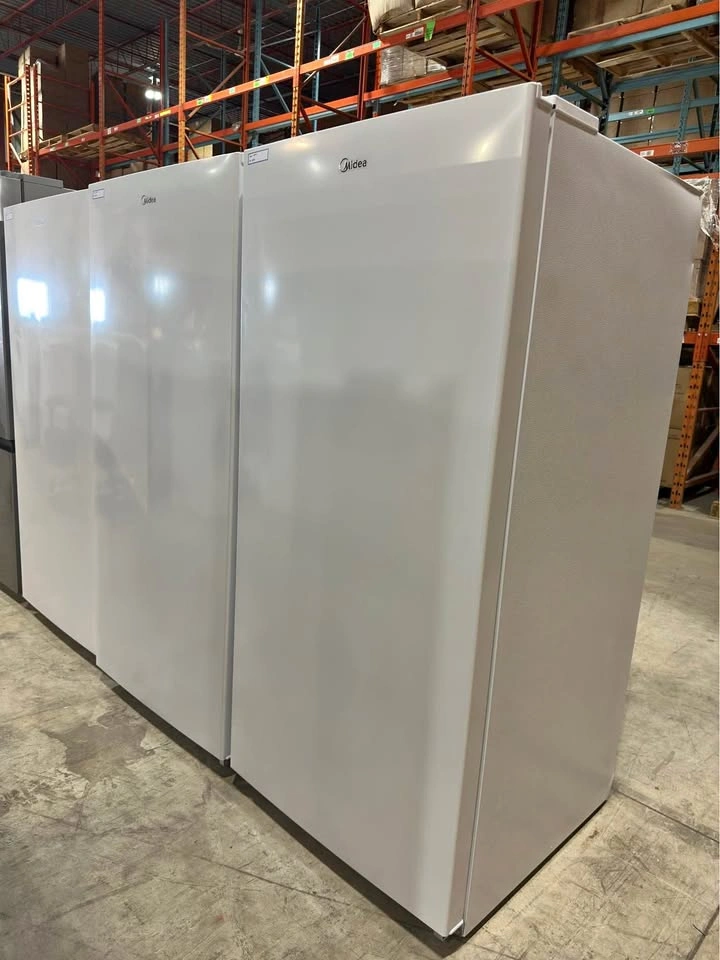 MIDEA 14 cu ft Freezer