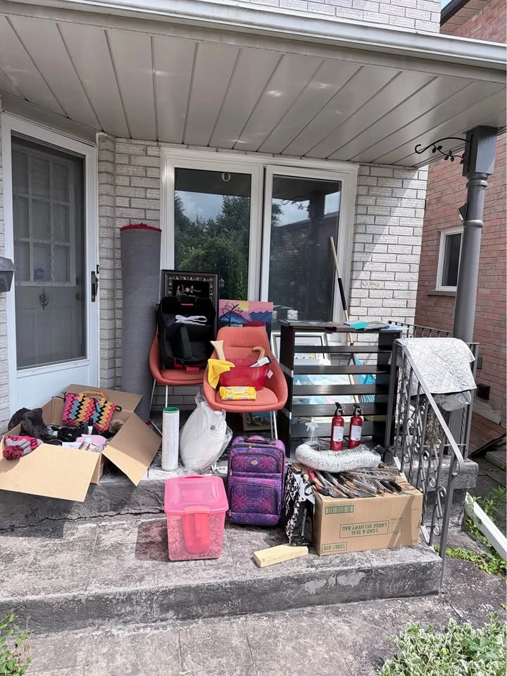 1525 Sturgeon Court, Pickering, Moving Sale - photo 2