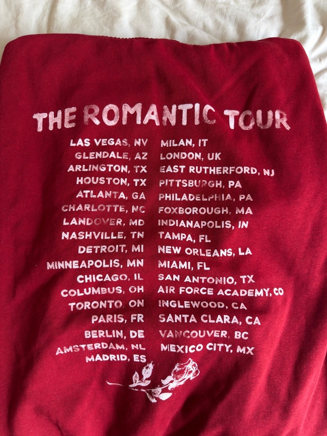 Bruno Mars The Romantic Tour Hoddie (XL) - photo 2