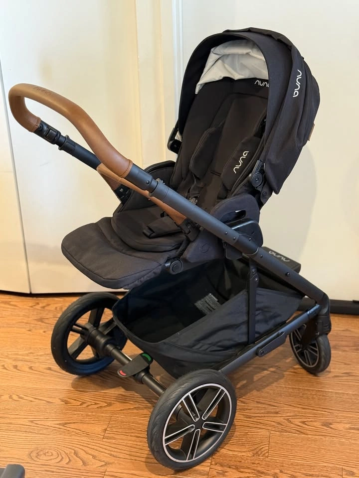 Nuna MIXX Next + PIPA Aire RX Travel System – Like New! - photo 2