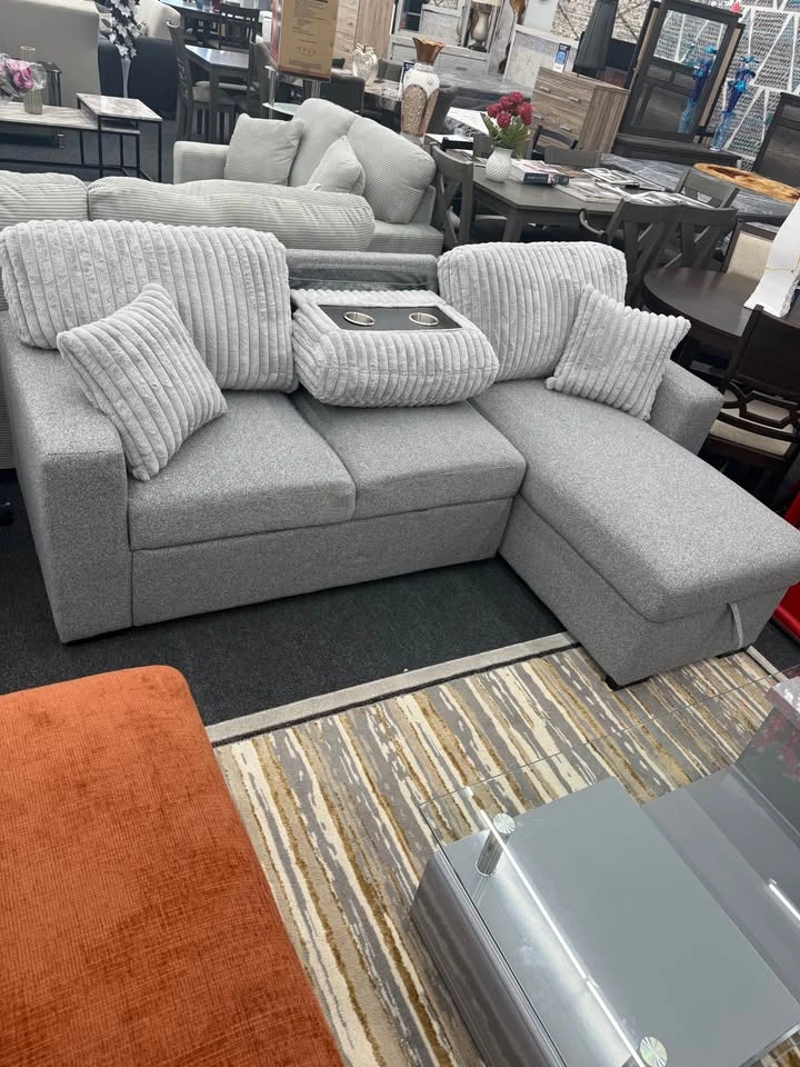 Pull Out Sleeper Sofa W/ Storage Chaise - photo 2