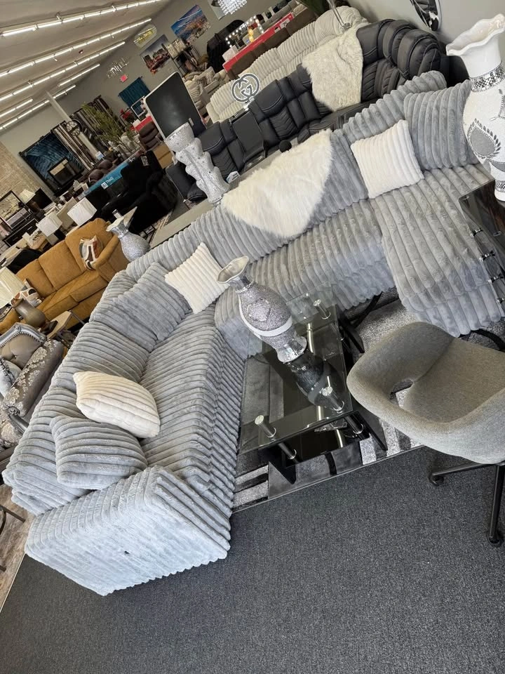 Fluffy Corduroy Sectional W/ USB Port - photo 4