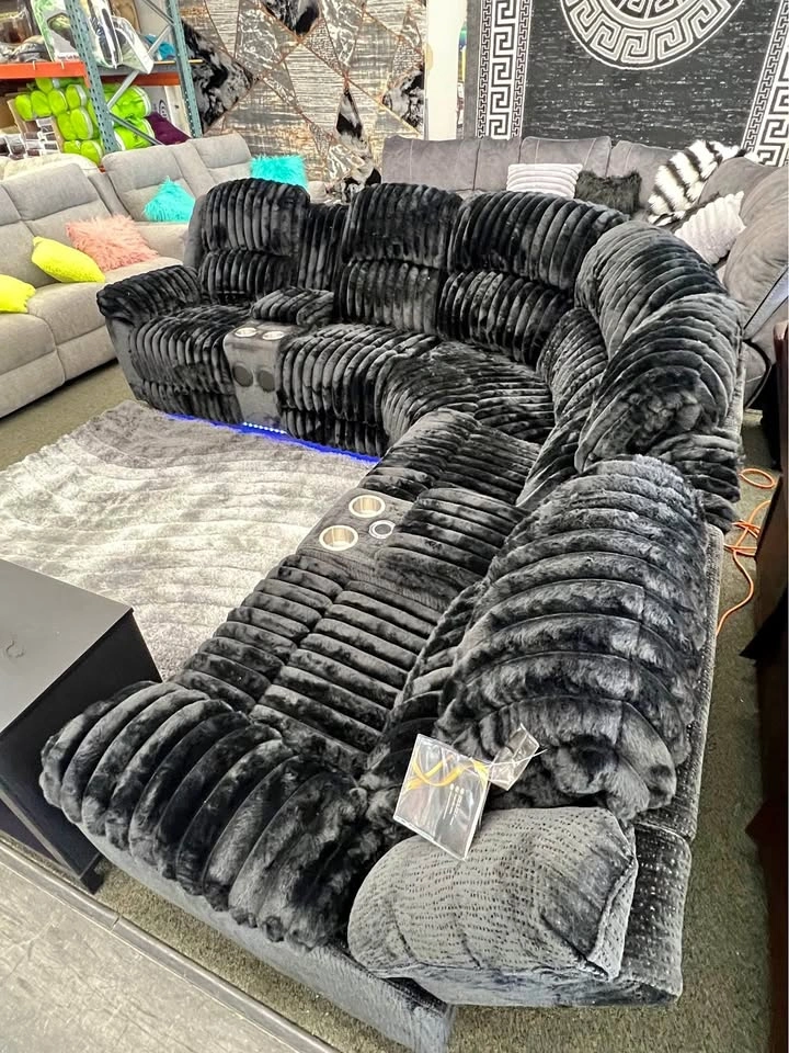 ☁️Fluffy Power Reclining Sectional W/ Speakers🔊