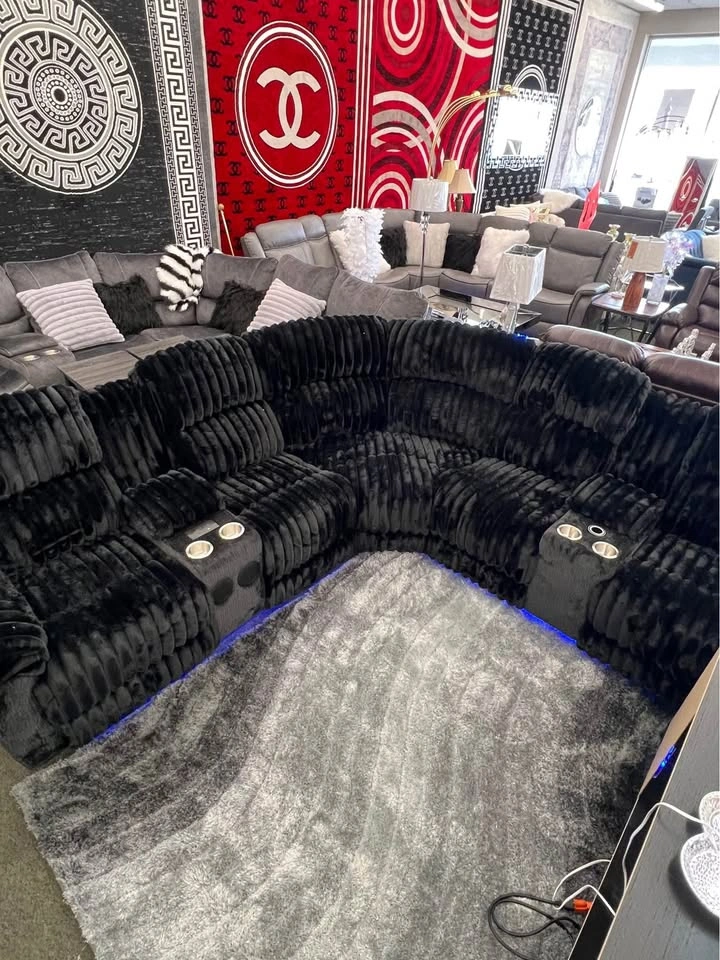 ☁️Fluffy Power Reclining Sectional W/ Speakers🔊 - photo 3
