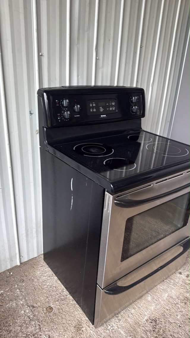 Kenmore Electric Range - photo 3