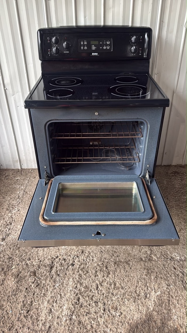 Kenmore Electric Range - photo 5