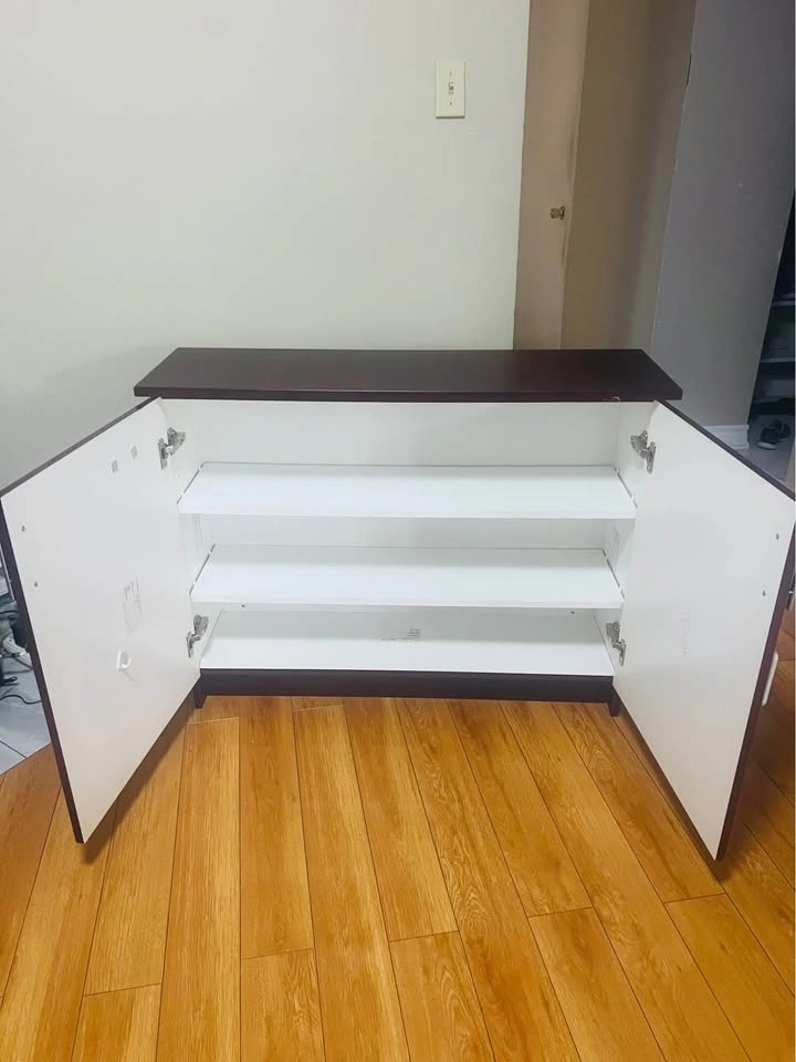 Beautiful wooden 2 door spacious chest drawers like new - photo 2