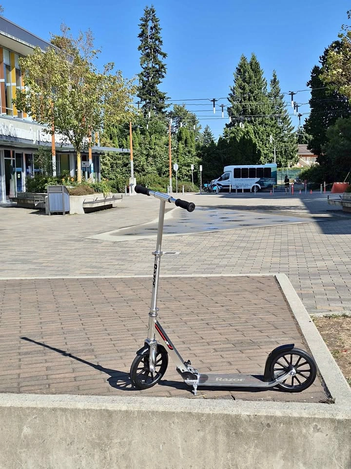 Razor A6 scooter