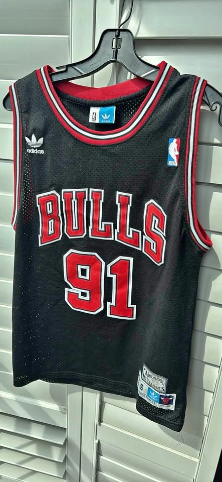 Dennis Rodman Bulls Jersey