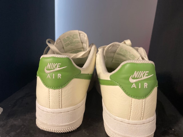Nike Air Force 1 Women’s 7.5 Cream and Green - photo 4