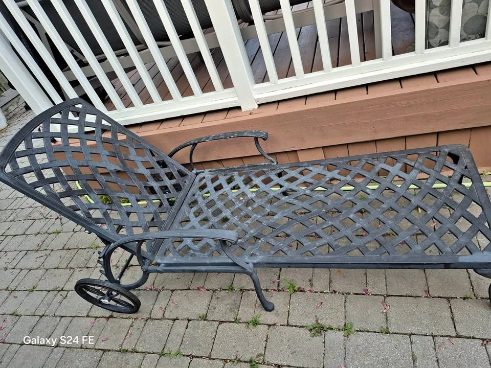 Cast Aluminum Chaise Lounge