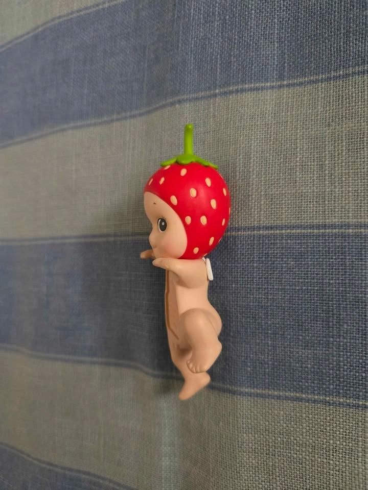 SONNY ANGEL HIPPER 'HARVEST' SERIES STRAWBERRY VERSION - photo 3