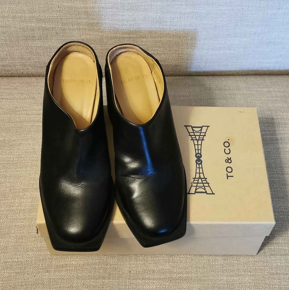 TO & CO. Black Cowhide Suede Mules/Heels in WOMENS SIZE 8 - photo 2