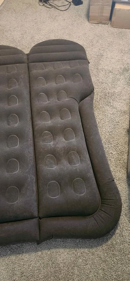 SUV Air Mattress, Foldable Inflatable Bed - photo 2