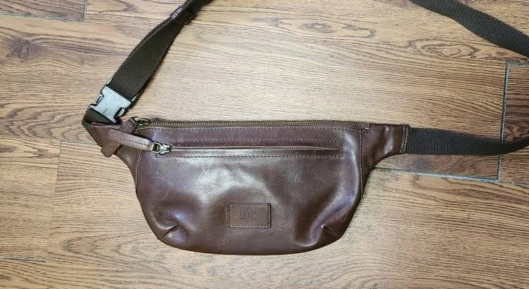 MP Portugal Leather Crossbody Bag