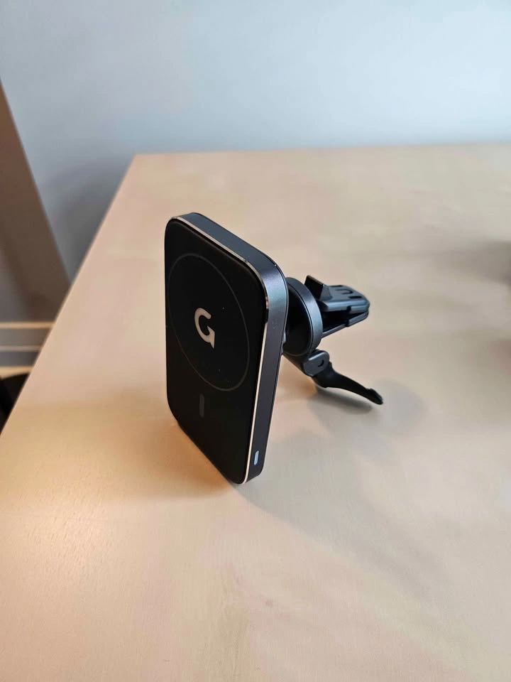 Phone holders for car - photo 5