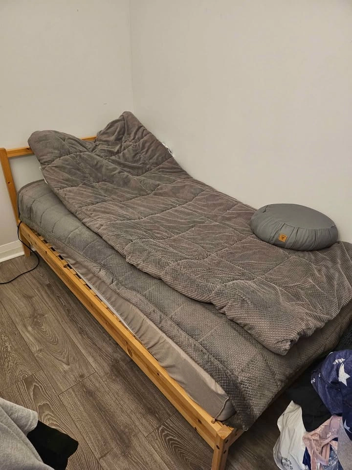 Ikea single bed mattress frame - photo 4